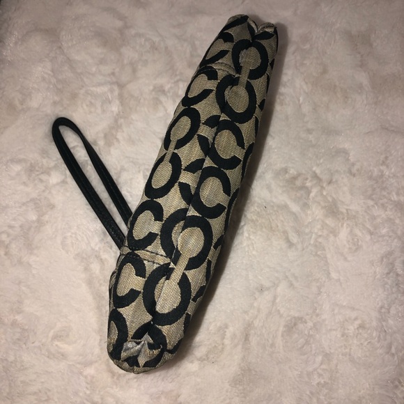 Black Coach wristlet/clutch - Picture 6 of 8